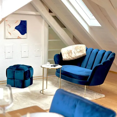 Zentrale Mit Dachterasse Apartamento *